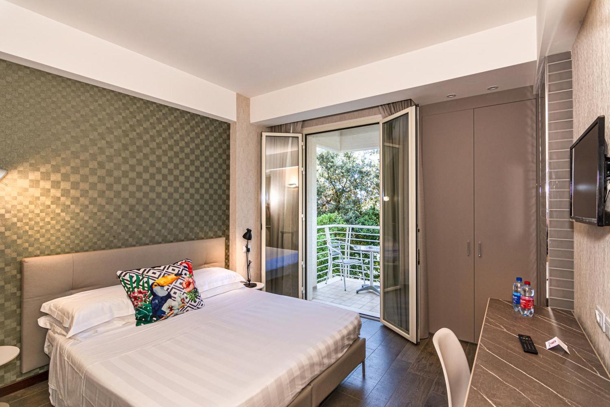Hotel Joseph Marina di Pietrasanta Bagian luar foto